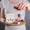 Corasol Wellness Duftöl Adventskalender mit 24 ätherischen Ölen + Duftlampe